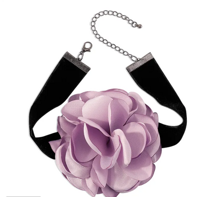 Three-dimensional Choker with Rose Flower