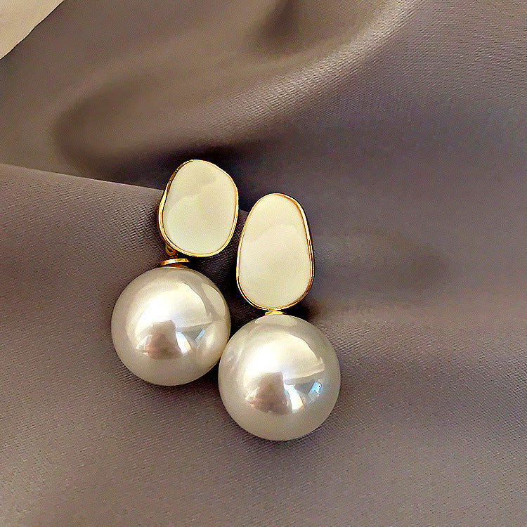 Fashion Pearl Earrings